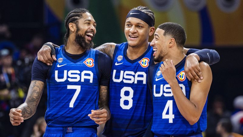Отборът на САЩ победи Италия със 100-63, за да стигне до полуфиналите на Световната купа по баскетбол на FIBA