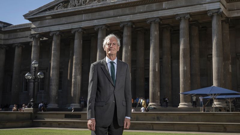 Британският музей назначава нов временен директор след кризата с кражбите