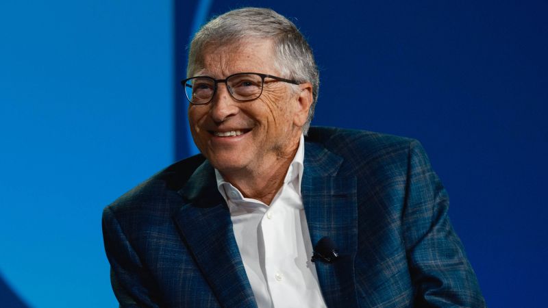 Read more about the article Bill Gates made a nearly $100 million bet on Bud Light – CNN
