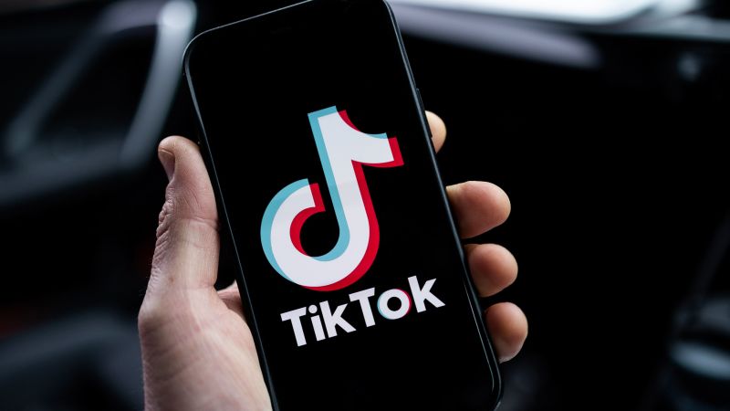 NextImg:TikTok may be looking to grow its messaging features, job listings suggest | CNN Business