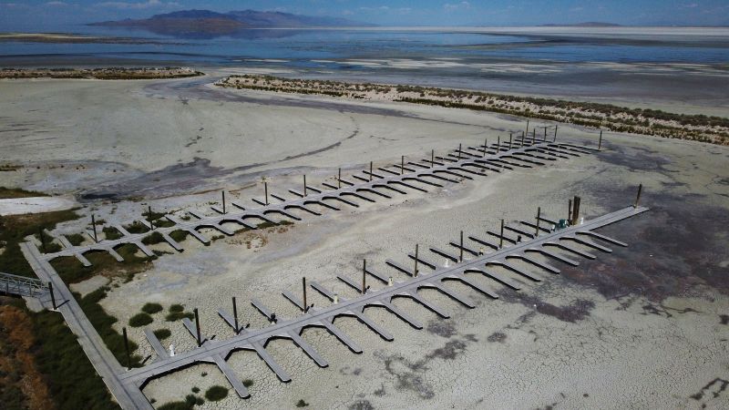 Екологични групи съдят Юта за неспособност да защитят Голямото солено езеро от ръба на колапса