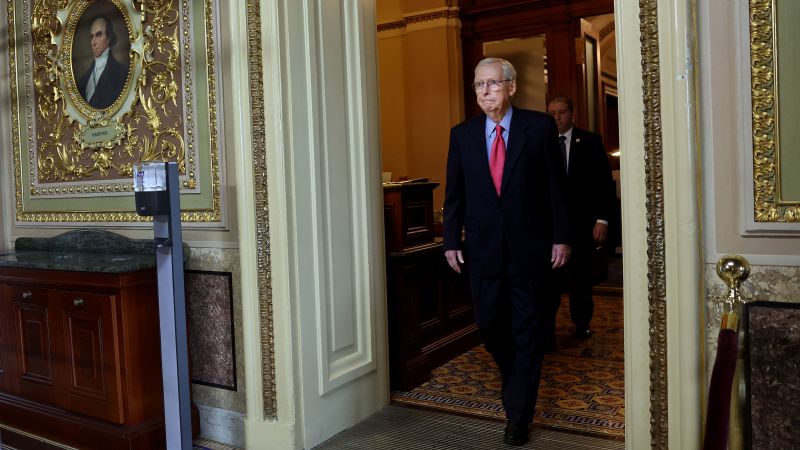 NextImg:McConnell said he plans to stay as leader as he addressed his health in closed-door meeting | CNN Politics