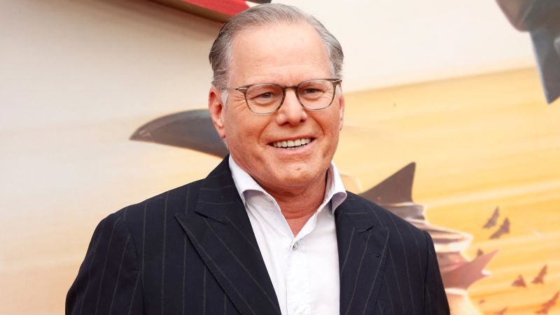 NextImg:WBD chief Zaslav says Hollywood needs to 'focus' to resolve strikes | CNN Business