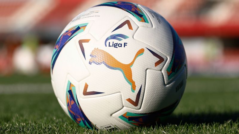Играчките от испанската женска лига стачкуват за първите два мача от сезона заради спор за заплатите