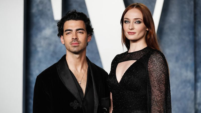 Opinion: The reaction to Joe Jonas and Sophie Turner is about much more than tabloid gossip
