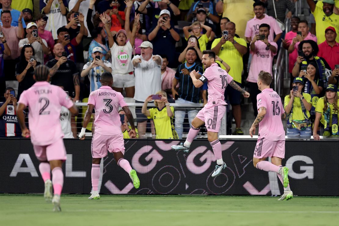 NASHVILLE, TENNESSEE - AUGUST 19: Lionel Messi #10 of Inter Miami celebrates with his teammates after scoring a goal in the 23rd minute against the Nashville SC during first half in the Leagues Cup 2023 final match between Inter Miami CF and Nashville SC at GEODIS Park on August 19, 2023 in Nashville, Tennessee. (Photo by Tim Nwachukwu/Getty Images)