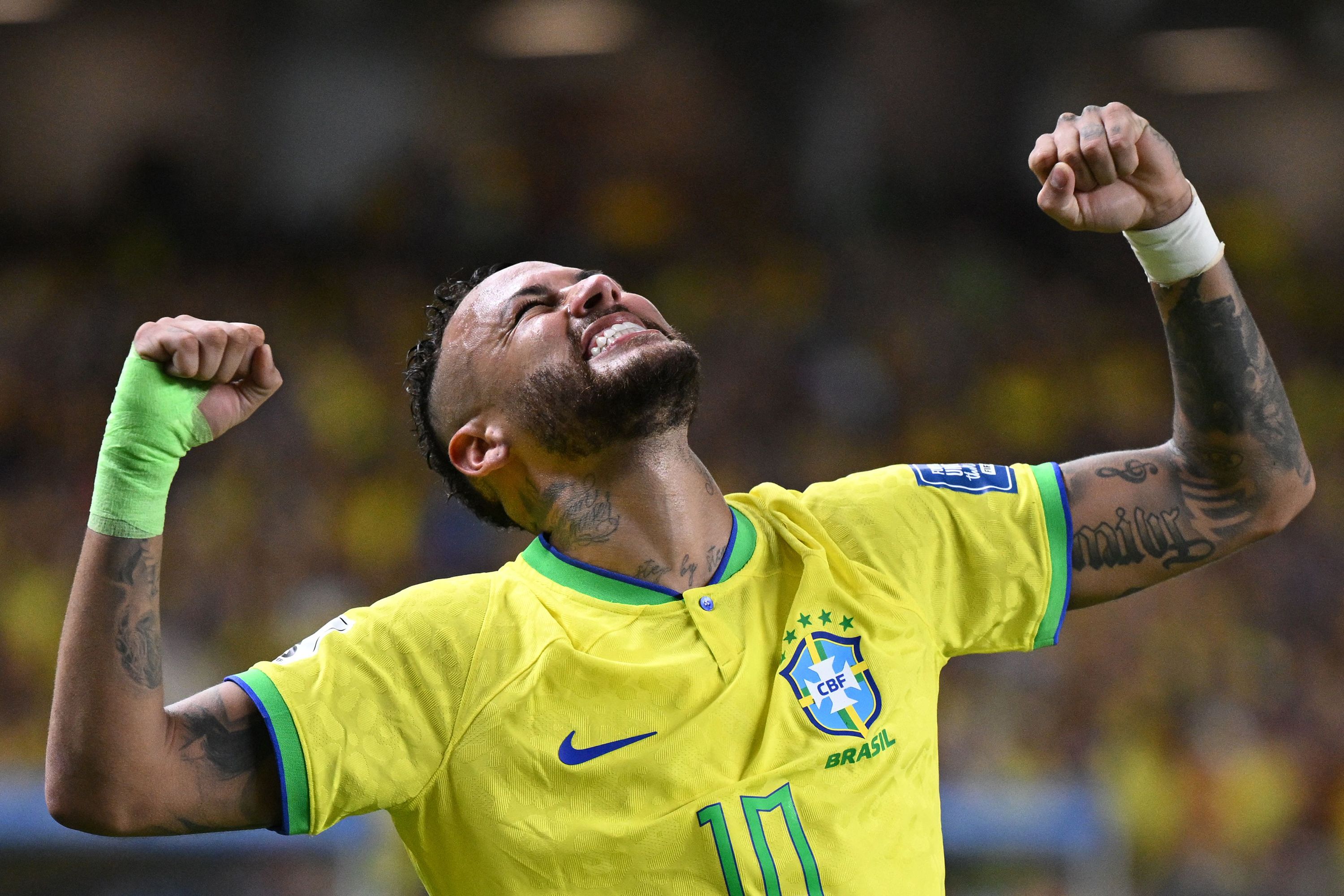 Neymar Jr. breaks Pelé's all-time scoring record for Brazil