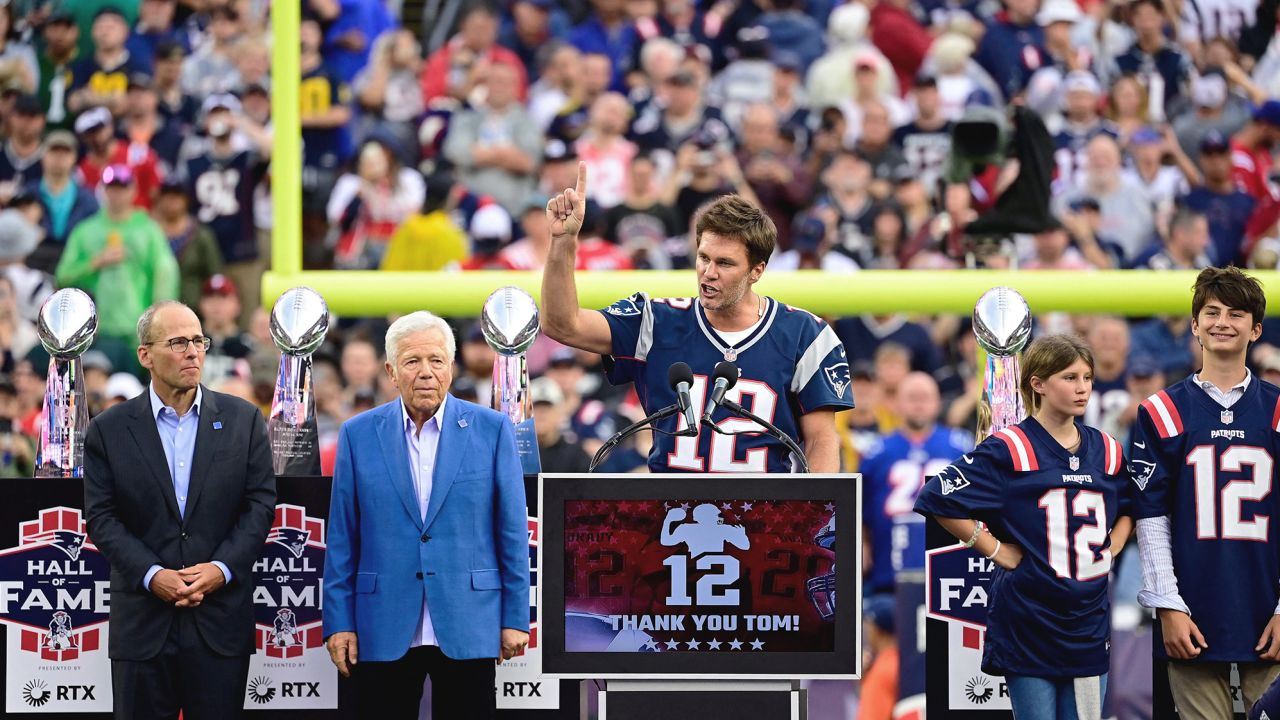 Tom Brady to be honored at Patriots home opener, owner Robert Kraft says