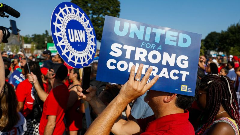 NextImg:The 4 key reasons why the UAW could strike GM, Ford and Stellantis this week | CNN Business