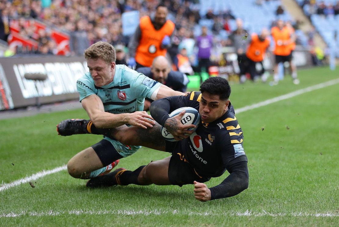 COVENTRY, ENGLAND - MARCH 07: Malakai Fekitoa of Wasps slides in to score a try during the Gallagher Premiership Rugby match between Wasps and Gloucester Rugby at the Ricoh Arena on March 07, 2020 in Coventry, England. (Photo by Richard Heathcote/Getty Images)