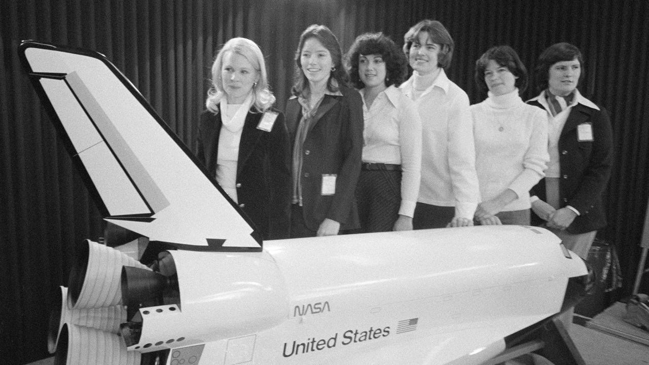 S78-25633 (31 Jan. 1978) --- These six mission specialist astronaut candidates are the first women ASCANs to be named by NASA. They are, left to right, Rhea Seddon, Anna L. Fisher, Judith A. Resnik, Shannon W. Lucid, Sally K. Ride and Kathryn D. Sullivan. Along with these candidates, 14 other mission specialist candidates and 15 pilot astronaut candidates were presented during a press conference at the Johnson Space Center on Jan. 31, 1978. All 35 met the press in the larger Teague Auditorium and the women greeted photographers and other media representatives in the Public Affairs Office briefing room. Photo credit: NASA