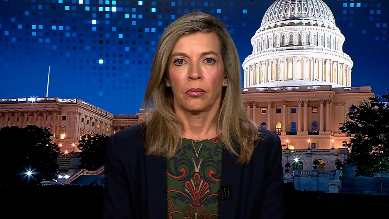 Amanpour Farkas