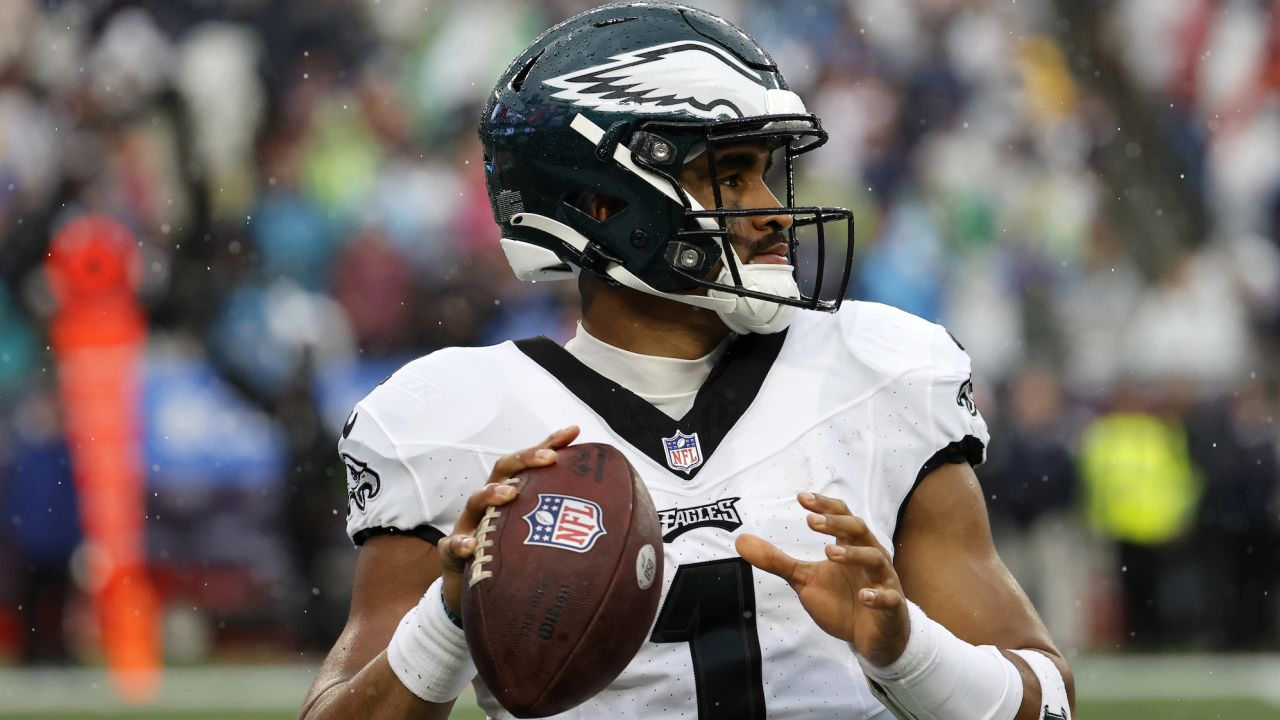 FOXBOROUGH, MA - SEPTEMBER 10: Philadelphia Eagles quarterback Jalen Hurts (1) warms up during a game between the New England Patriots and the Philadelphia Eagles on September 10, 2023, at Gillette Stadium in Foxborough, Massachusetts. (Photo by Fred Kfoury III/Icon Sportswire via Getty Images)