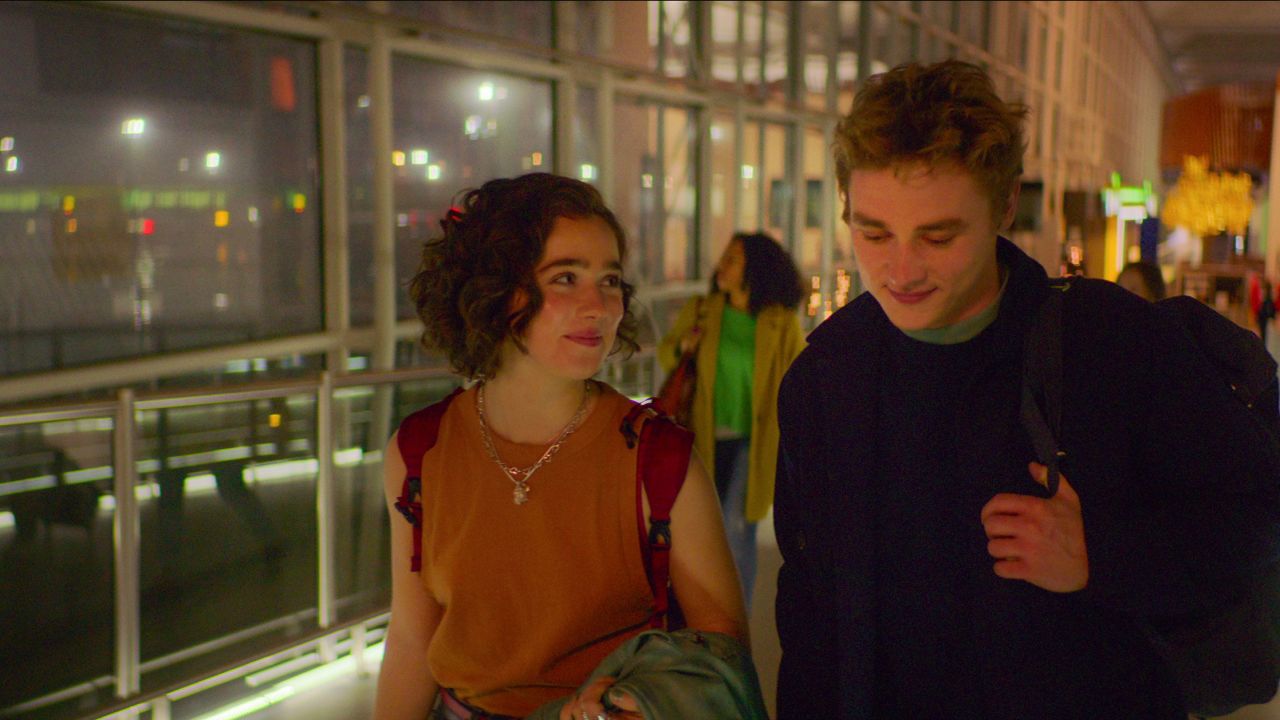 Haley Lu Richardson and Ben Hardy in Netflix's "Love at First Sight."