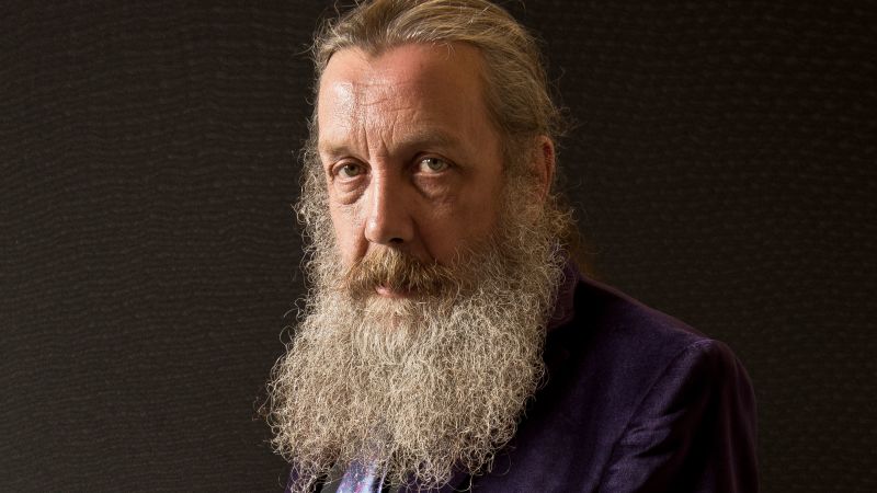 NextImg:'Watchmen's' Alan Moore wants future royalties donated to Black Lives Matter | CNN