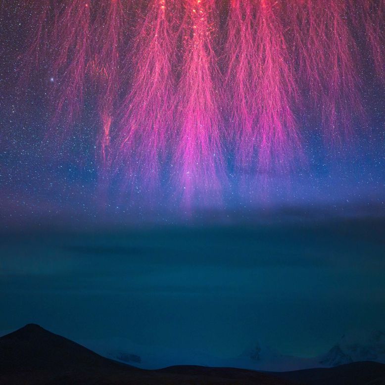 Angel An won in the Skyscapes category for snapping the extremely rare phenomenon of Sprites—or red lightning—in which atmospheric luminescence appears like fireworks. "It creates an unsettling, alien image that can't help but draw your eye," said judge Ed Bloomer.