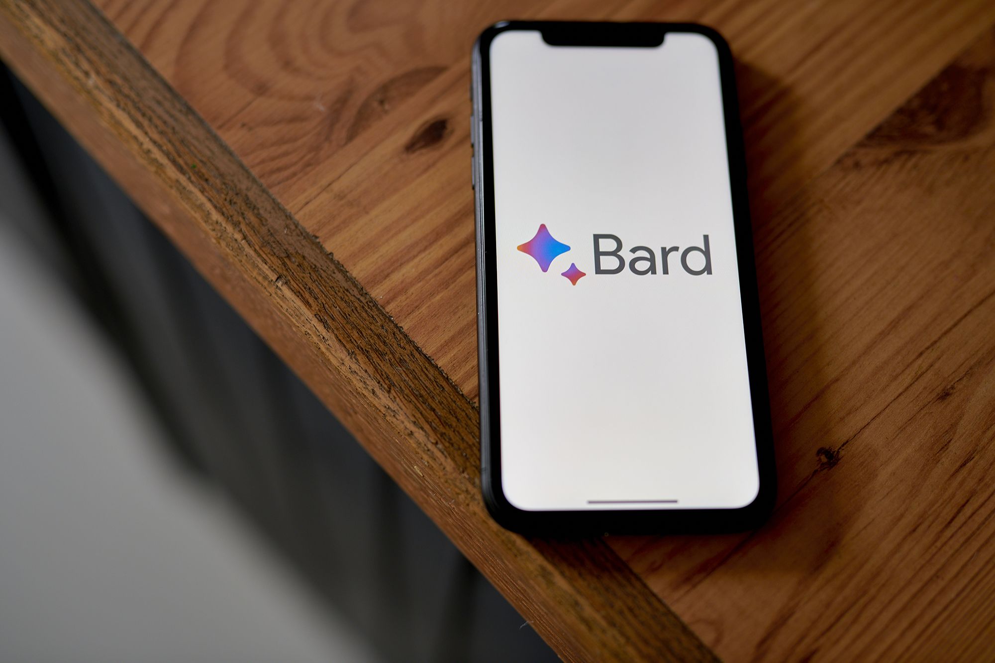 Google uses iPhone 14 Pro to promote Bard ChatGPT rival