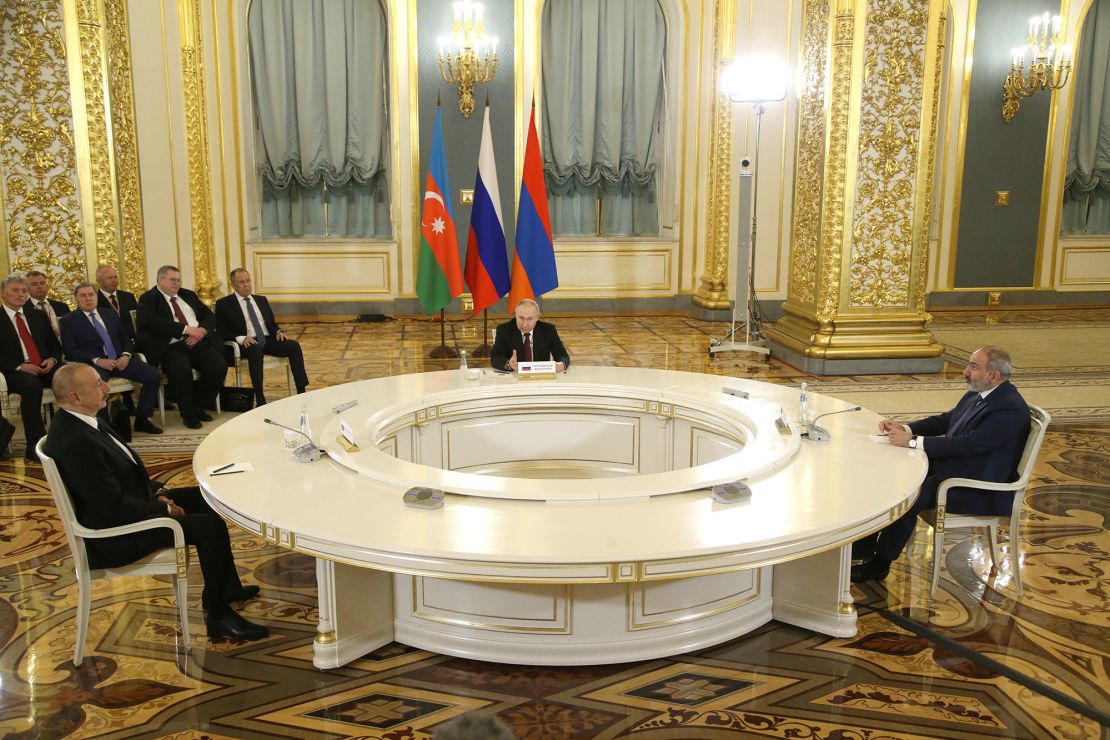 Putin held negotiations with Aliyev and Pashinyan in Moscow, Russia, in May 2023.
