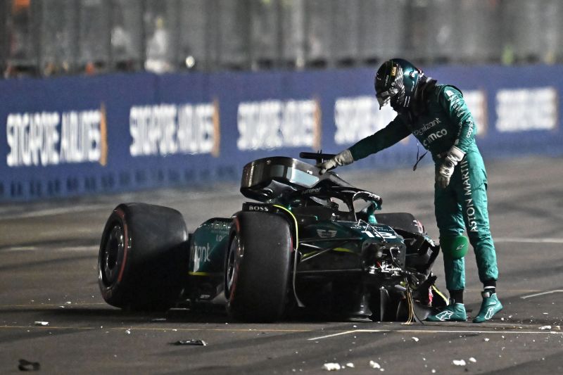 Lance Stroll Formula One driver suffers huge crash during Singapore GP qualifying CNN
