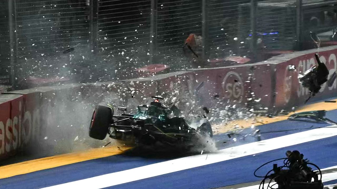 Aston Martin's Canadian driver Lance Stroll crashes during the qualifying session of the Singapore Formula One Grand Prix night race at the Marina Bay Street Circuit in Singapore on September 16, 2023.