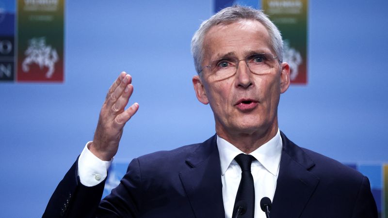 NATO chief warns there will be no quick ending to the war in Ukraine | CNN