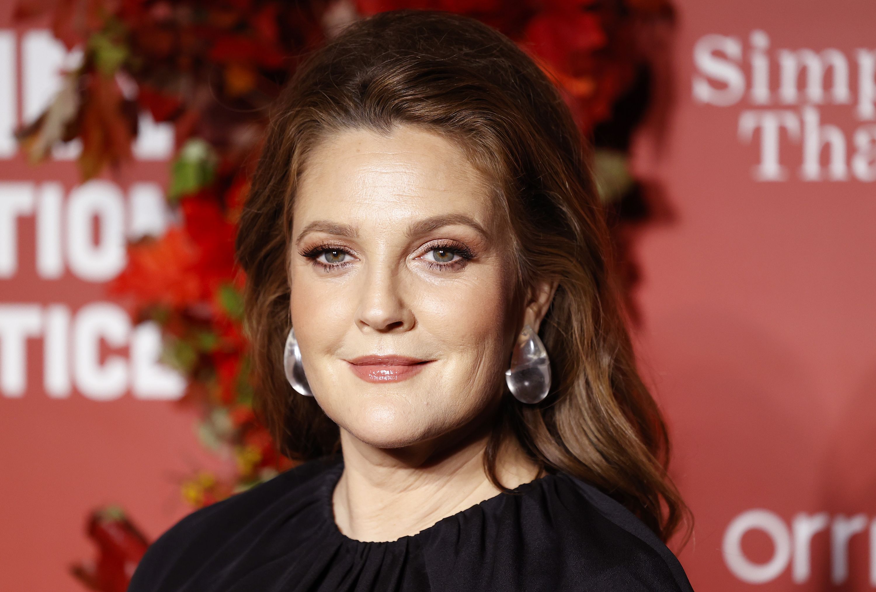 Drew Barrymore Xxx Xxx Video - Drew Barrymore and 'The Talk' pause show returns as writers and actors  remain on strike | CNN