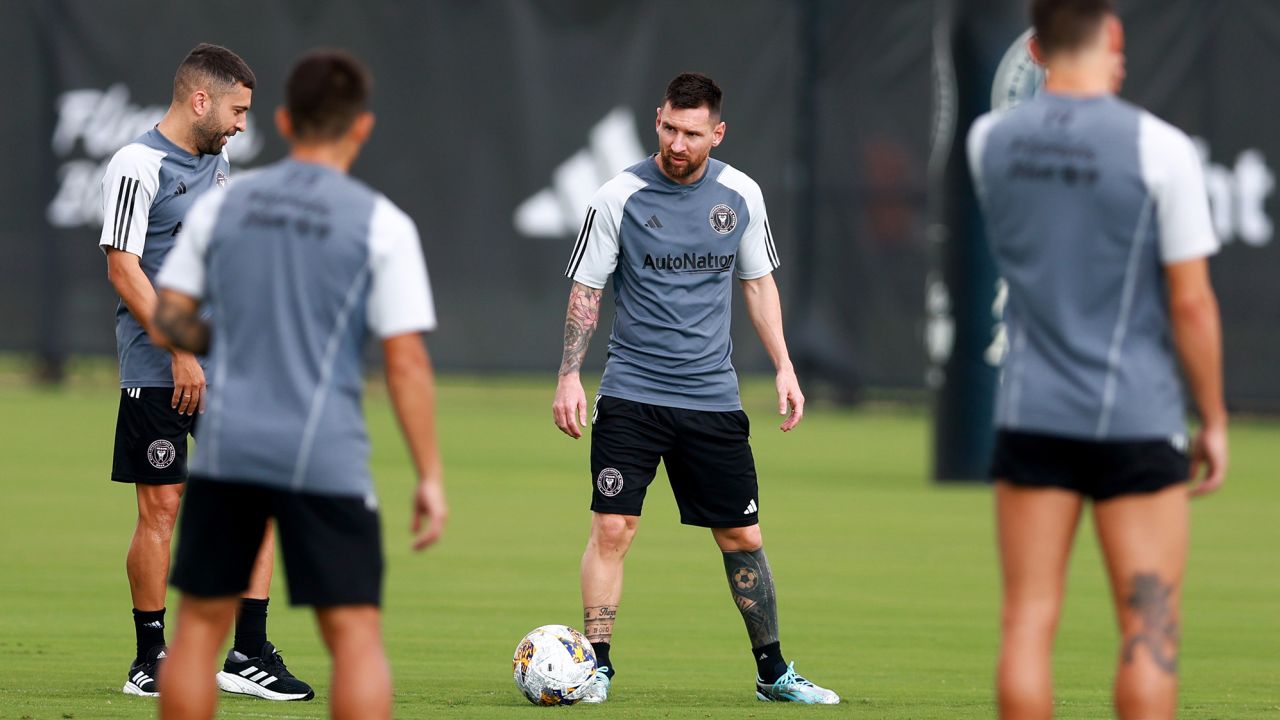 FORT LAUDERDALE, FLORIDA - SEPTEMBER 15: Lionel Messi #10 of Inter Miami CF trains during an Inter Miami CF Training Session at Florida Blue Training Center on September 15, 2023 in Fort Lauderdale, Florida. (Photo by Megan Briggs/Getty Images)