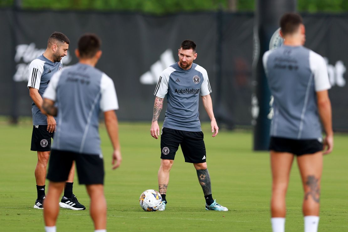 FORT LAUDERDALE, FLORIDA - SEPTEMBER 15: Lionel Messi #10 of Inter Miami CF trains during an Inter Miami CF Training Session at Florida Blue Training Center on September 15, 2023 in Fort Lauderdale, Florida. (Photo by Megan Briggs/Getty Images)