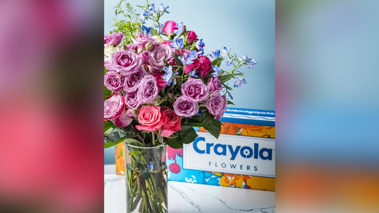 Crayola обяви, че стартира Crayola Flowers, платформа за търговия на дребно и за набиране на средства. class=