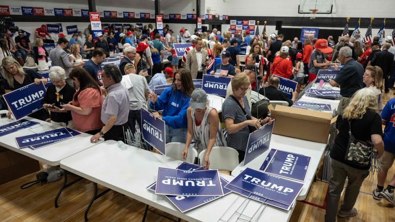 NextImg:Donald Trump is testing the resilience of Iowa's evangelical voters | CNN Politics