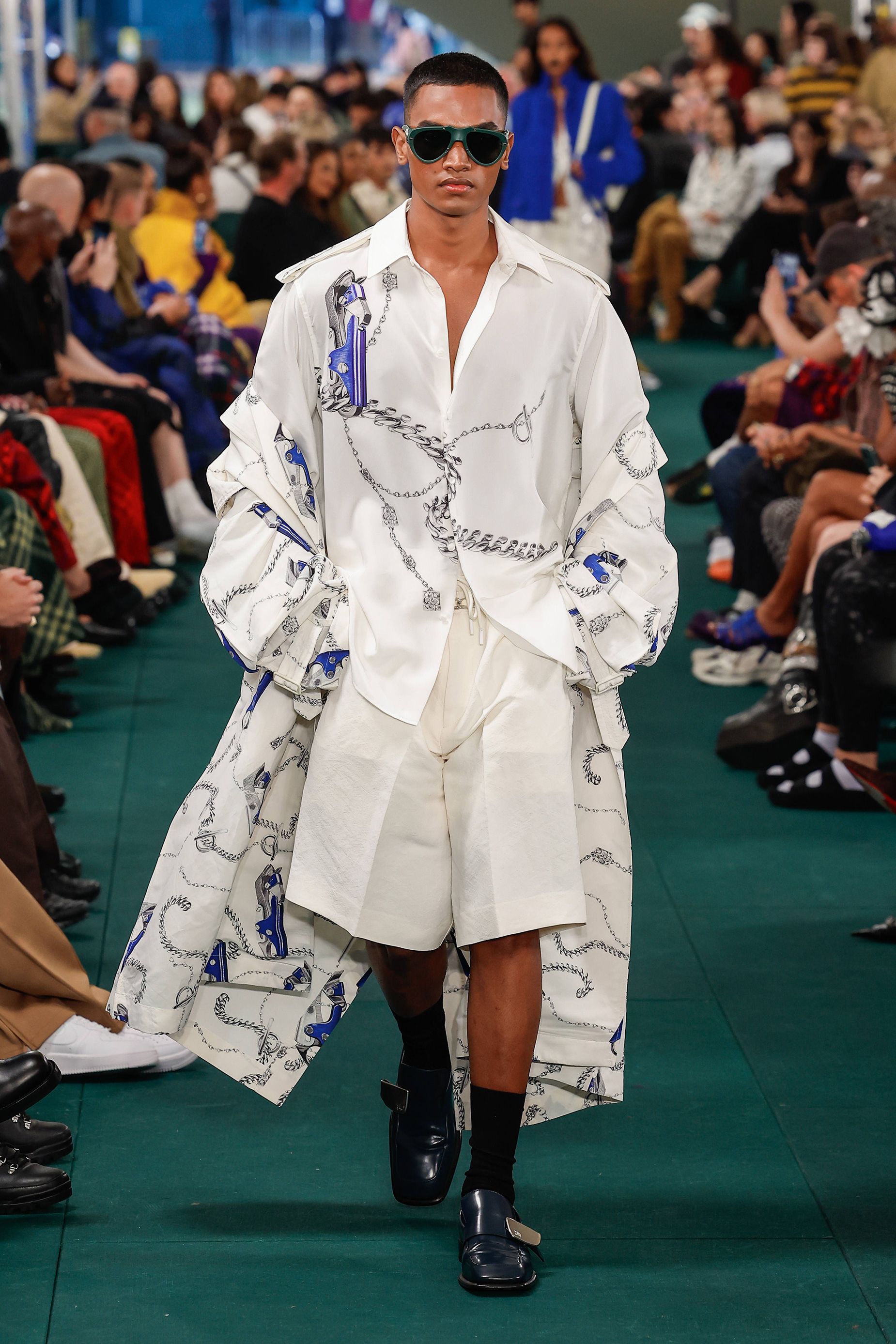 Mandatory Credit: Photo by Pixelformula/SIPA/Shutterstock (14108364a)
A model wearing an original creation from the womenswear summer 2024 collections in London from the house of Burberry
Womenswear, summer 2024, London, Burberry, Gbr - 19 Sep 2023