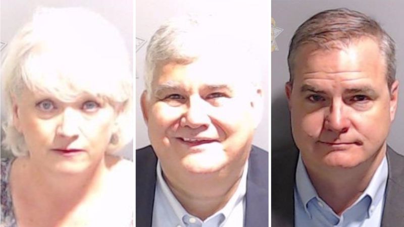 NextImg:GOP fake electors charged in Georgia try to move case to federal court | CNN Politics