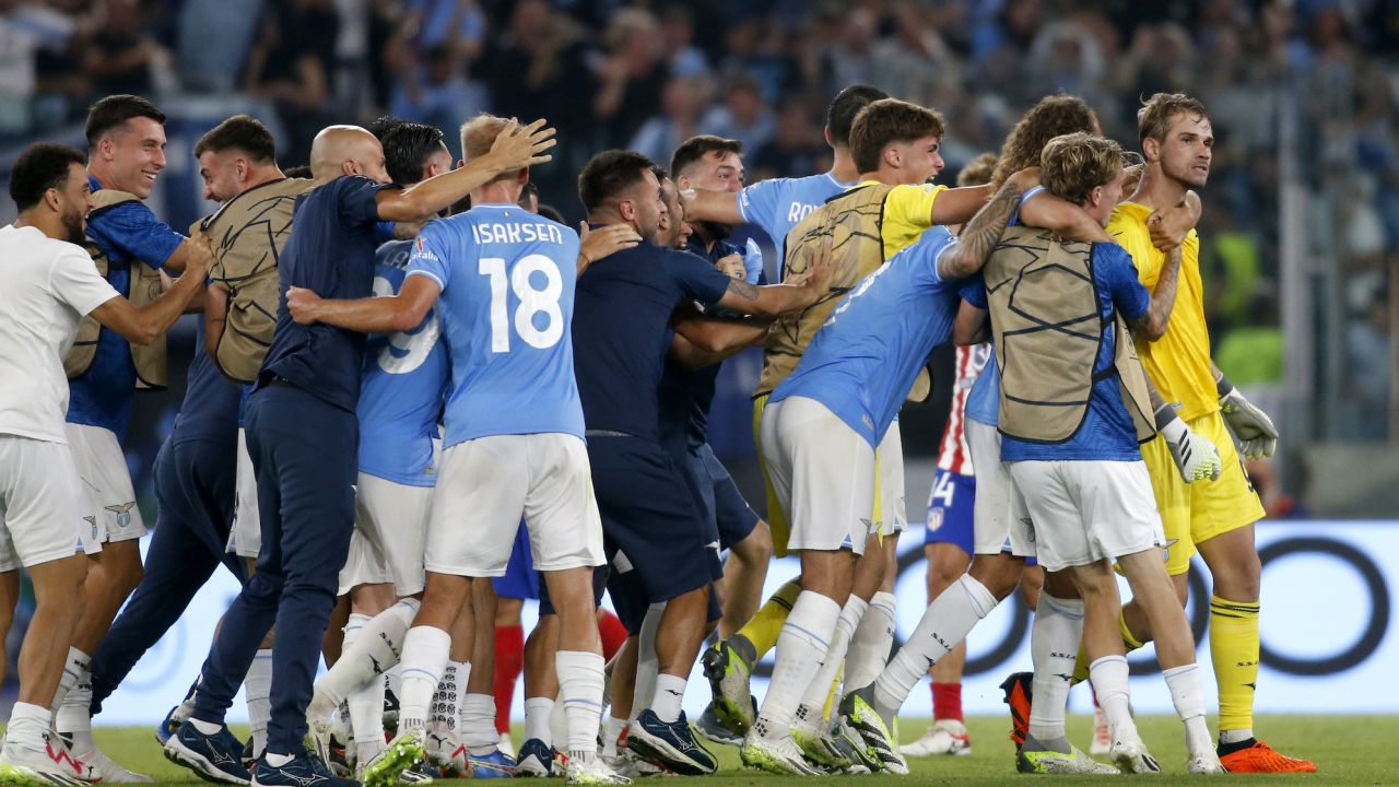 ROME, ITALY - SEPTEMBER 19: Ivan Provedel of SS Lazio celebrates with team mates after scoring his goal ,during the UEFA Champions League match between SS Lazio and Atletico de Madrid at Stadio Olimpico on September 19,2023 in Rome, Italy . (Photo by MB Media/Getty Images)