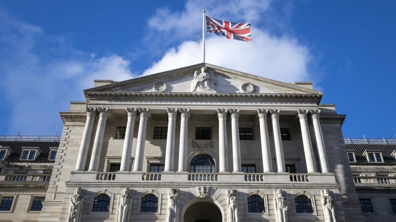 La Banca d’Inghilterra sospende i rialzi storici dei tassi di interesse mentre l’inflazione nel Regno Unito diminuisce