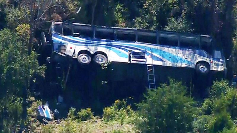 1 Dead, Dozens Injured After New York Bus Carrying Farmingdale High ...