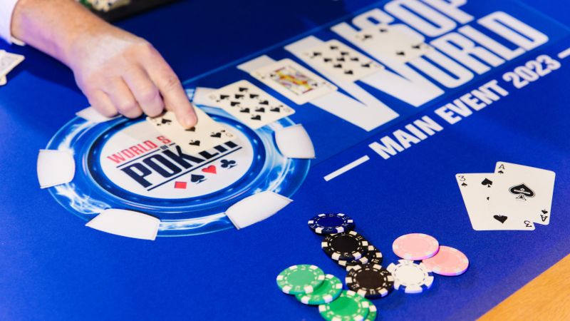 Покер играч излъга, че има рак и получи хиляди дарения, за да играе в турнир от Световните серии по покер