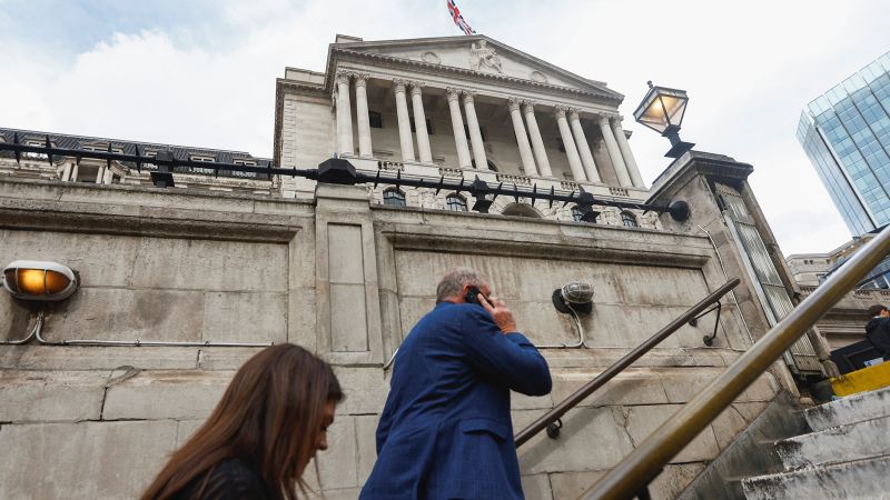 NextImg:It was a big week for interest rates. Here's what you need to know | CNN Business