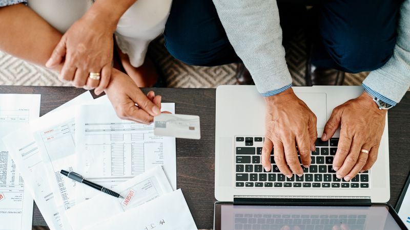 NextImg:Here's why it's gotten so much harder to get a loan in the US | CNN Business