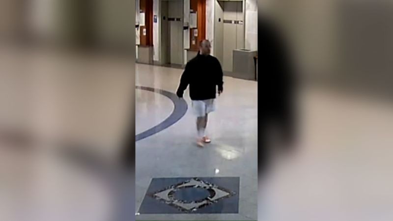 NextImg:Manhunt underway for Tommy Wayne Boyd, a convicted child sex offender who walked out of a hospital in St. Louis, Missouri | CNN