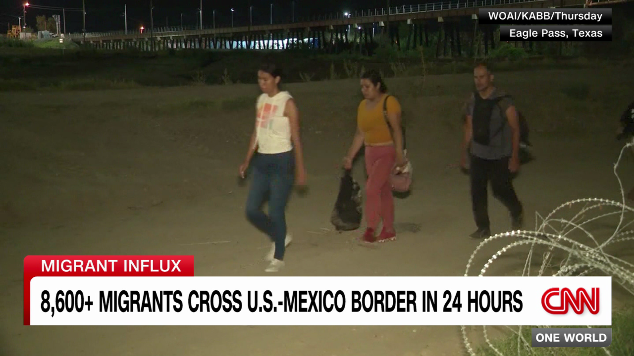 exp migrant crisis Mexico border ed lavandera FST 092212PSEG2 cnni u.s._00002001.png