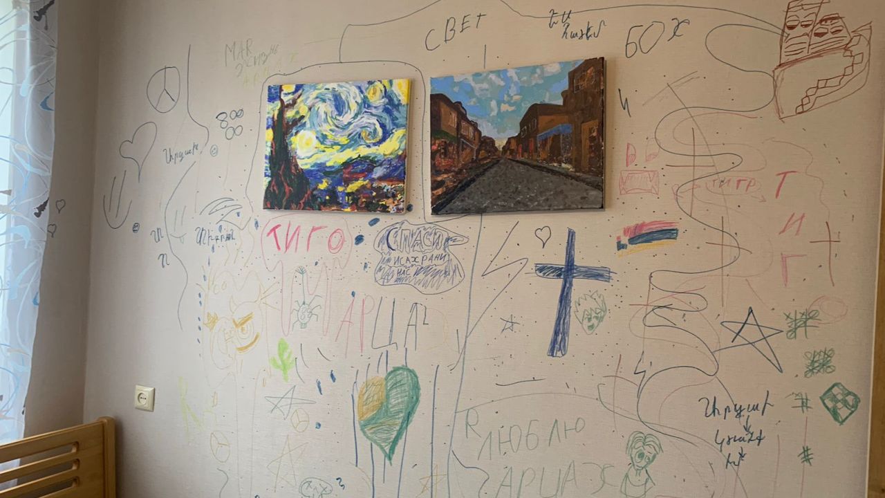 Poghosyan's twins wrote farewell messages to Nagorno-Karabakh on their bedroom walls.