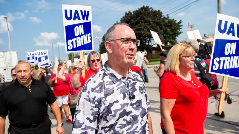NextImg:UAW President Fain to join President Biden on the picket line Tuesday in Michigan | CNN Business