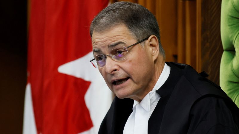 Председателят на Камарата на представителите на Канада подаде оставка, след като отпразнува украински ветеран, който се би за нацистката част през Втората световна война
