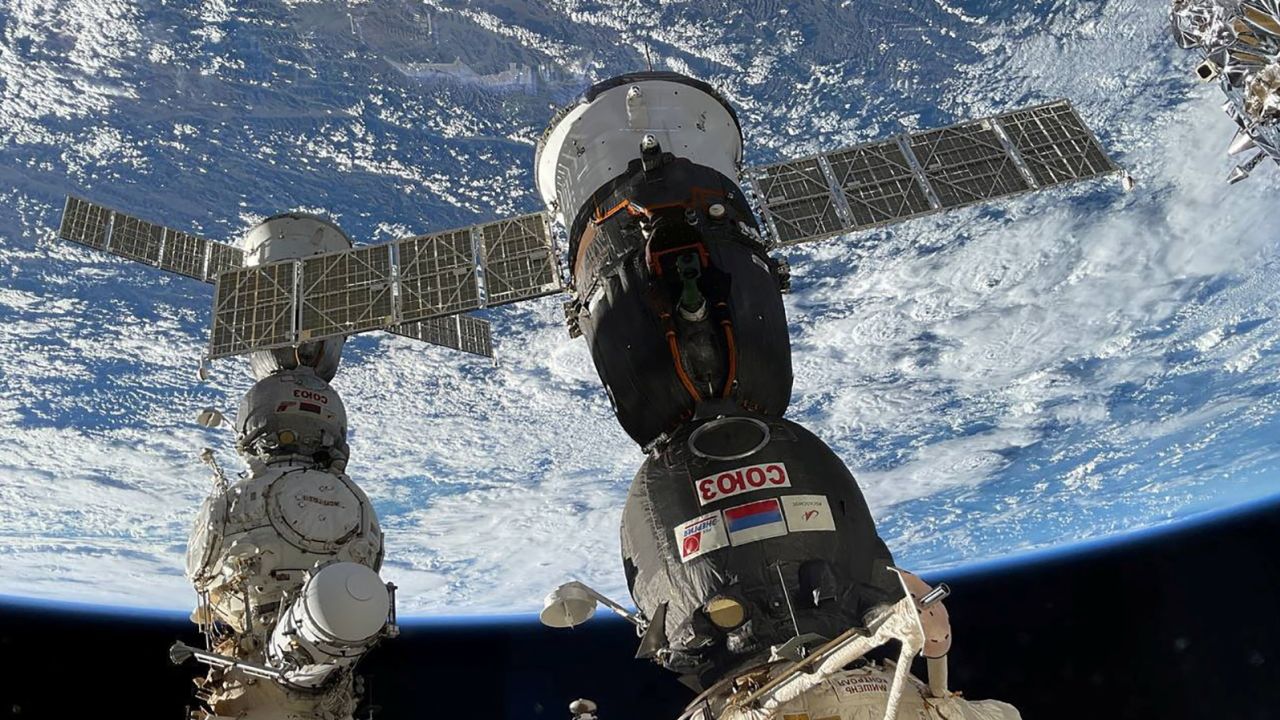 A view shows the Soyuz MS-23 spacecraft (L) carrying Roscosmos cosmonauts Sergey Prokopyev, Dmitry Petelin and NASA astronaut Frank Rubio, who get prepared to leave the International Space Station and head for a parachute-assisted landing on the steppe of Kazakhstan, September 27, 2023. Konstantin Borisov/Roscosmos/Handout via REUTERS ATTENTION EDITORS - THIS IMAGE HAS BEEN SUPPLIED BY A THIRD PARTY. MANDATORY CREDIT.