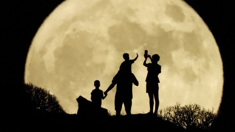 Septembers full harvest moon is the last supermoon of the year CNN Septembers full harvest moon is the last supermoon of the year CNN