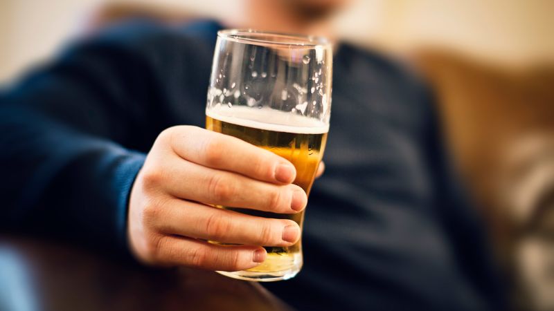 How much you drink could have an influence on how your teen drinks, study shows | CNN