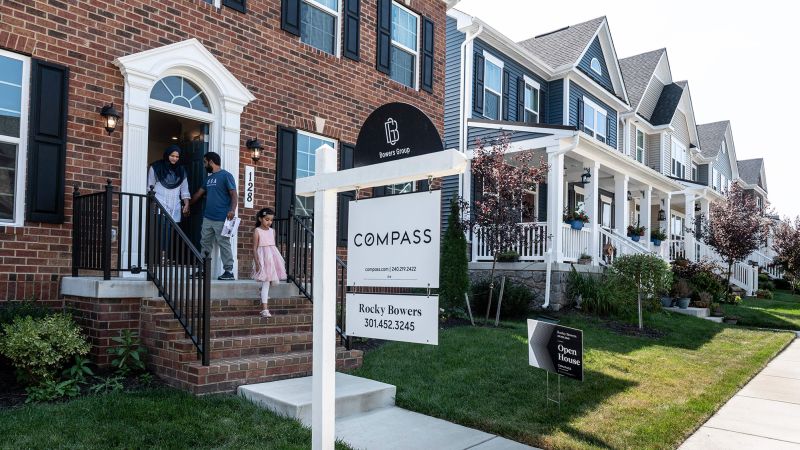 NextImg:Pending home sales plunged last month as mortgage rates hit 20-year highs | CNN Business