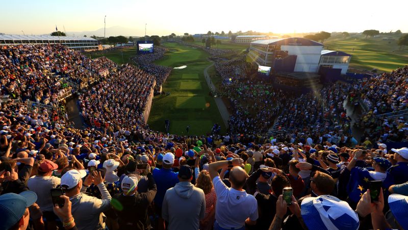 Thunderclaps, first tee charging and fancy dress: Fans bring noise and color to the Ryder Cup