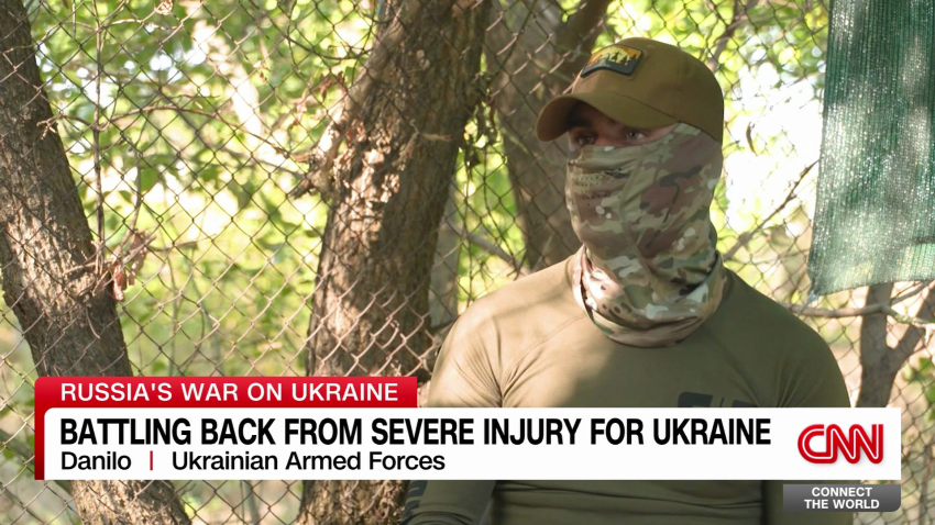 exp Ukraine fighter Fred Pleitgen live/pkg 092910ASEG2 cnni world_00004802.png