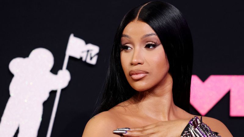 NextImg:Cardi B really loves Franklin D. and Eleanor Roosevelt | CNN
